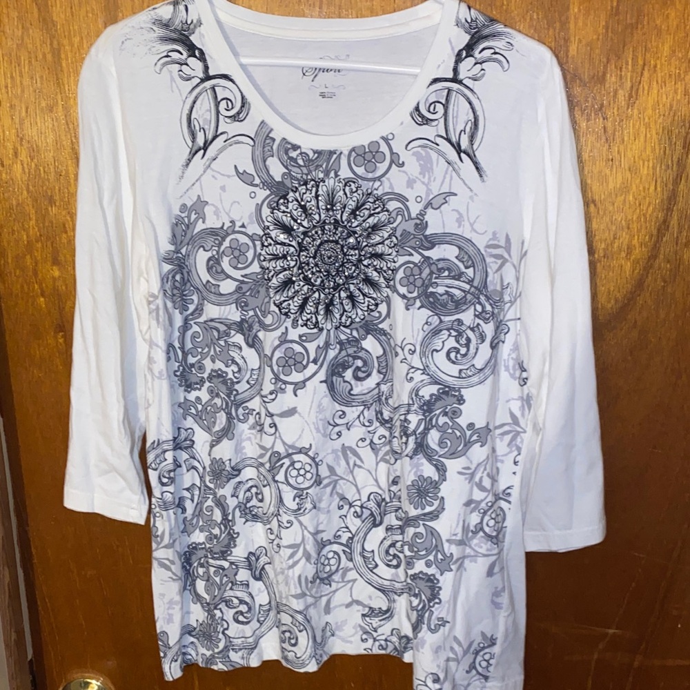 Style & Co. White and Gray Long Sleeve Top